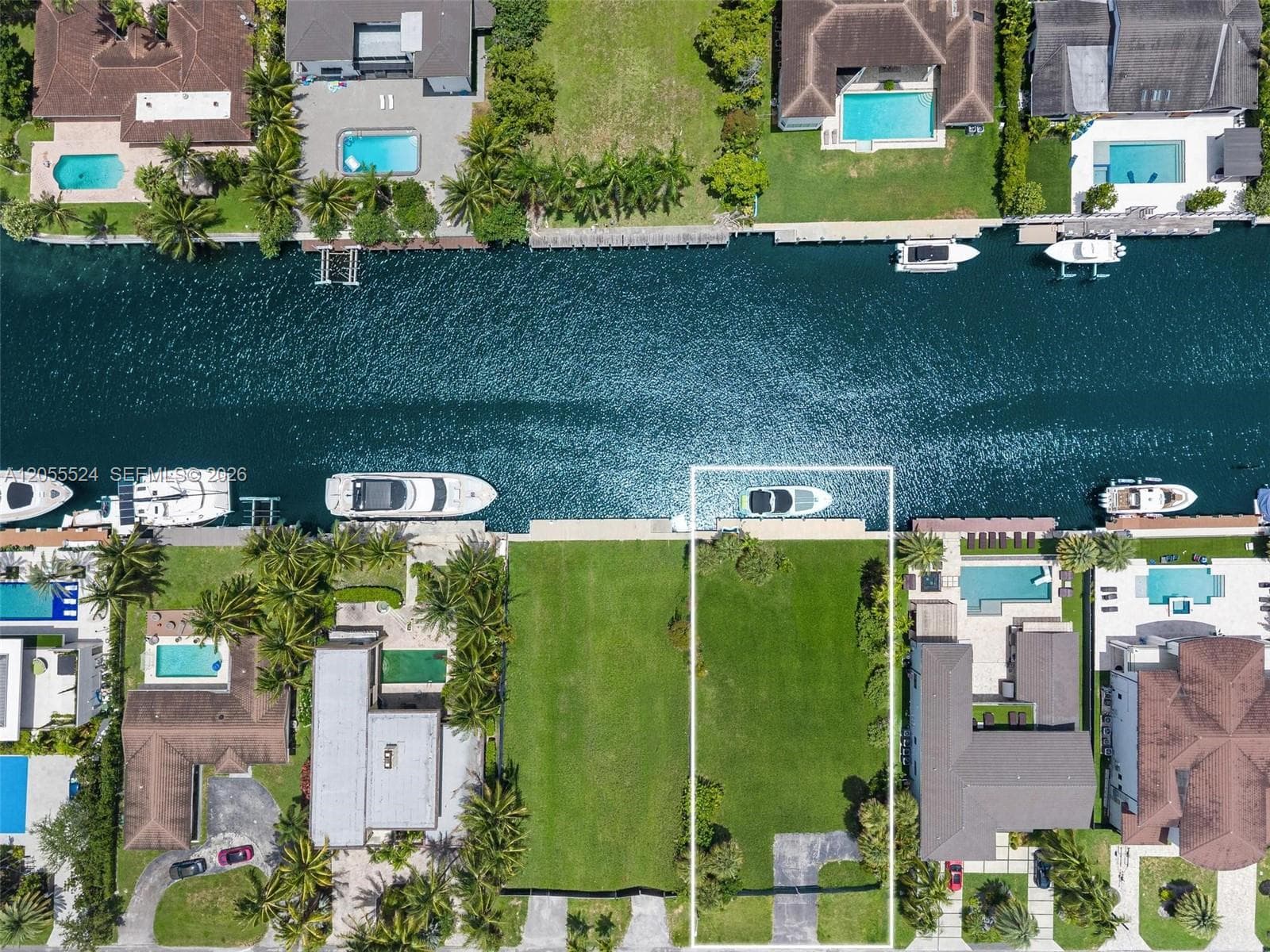 460 Holiday Dr, Hallandale Beach FL 33009