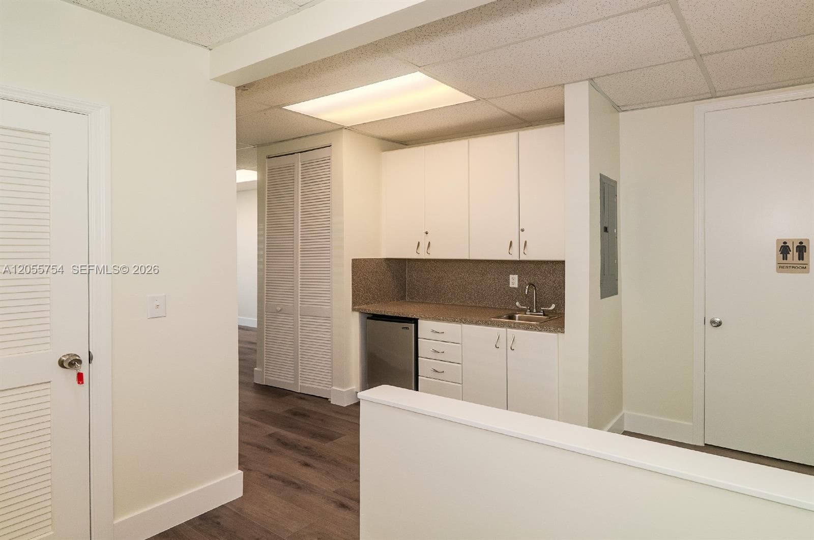 5220 S University Dr # 109C, Davie FL 33328
