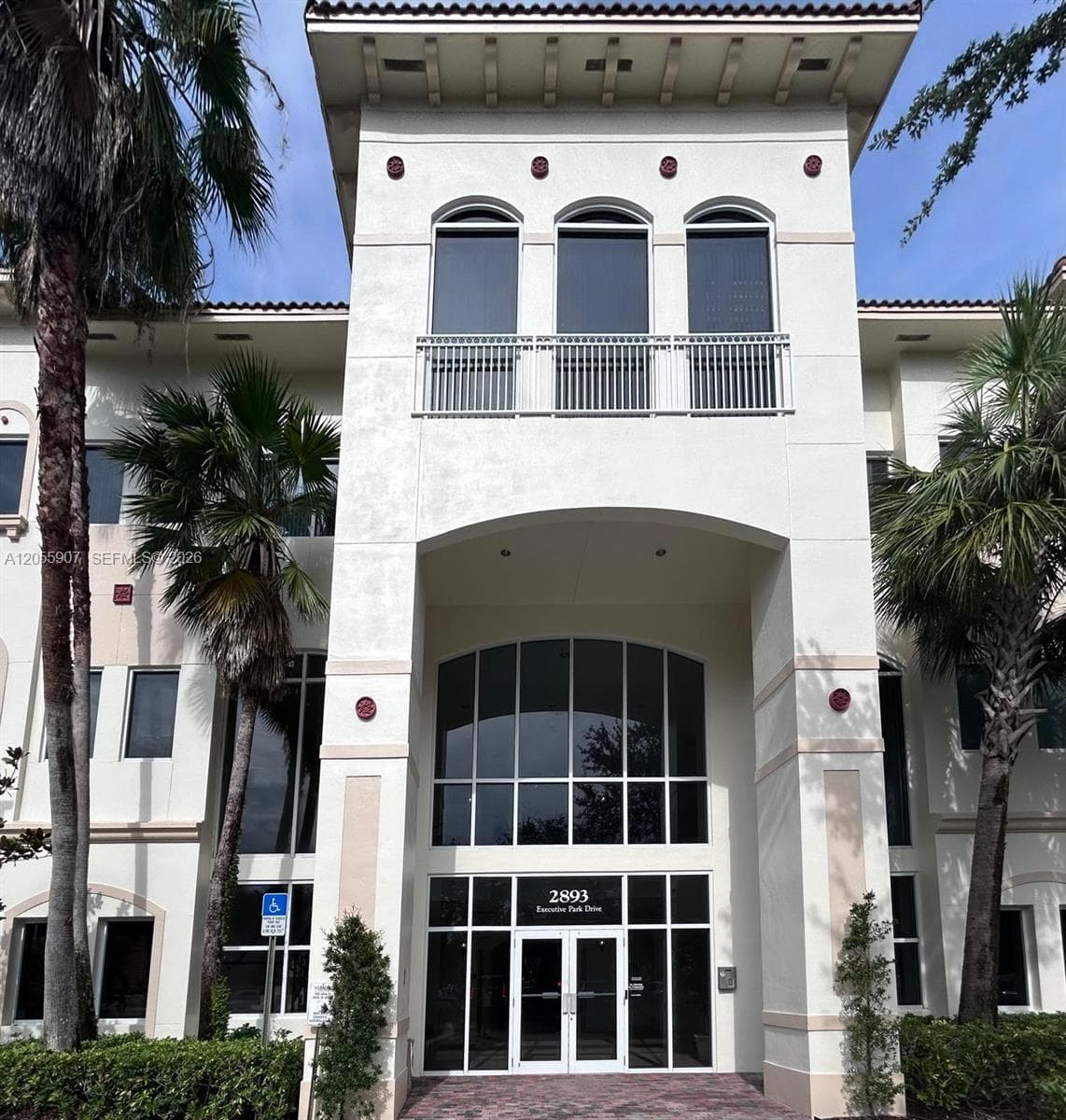 2893 Executive Park Dr # 106, Weston FL 33331