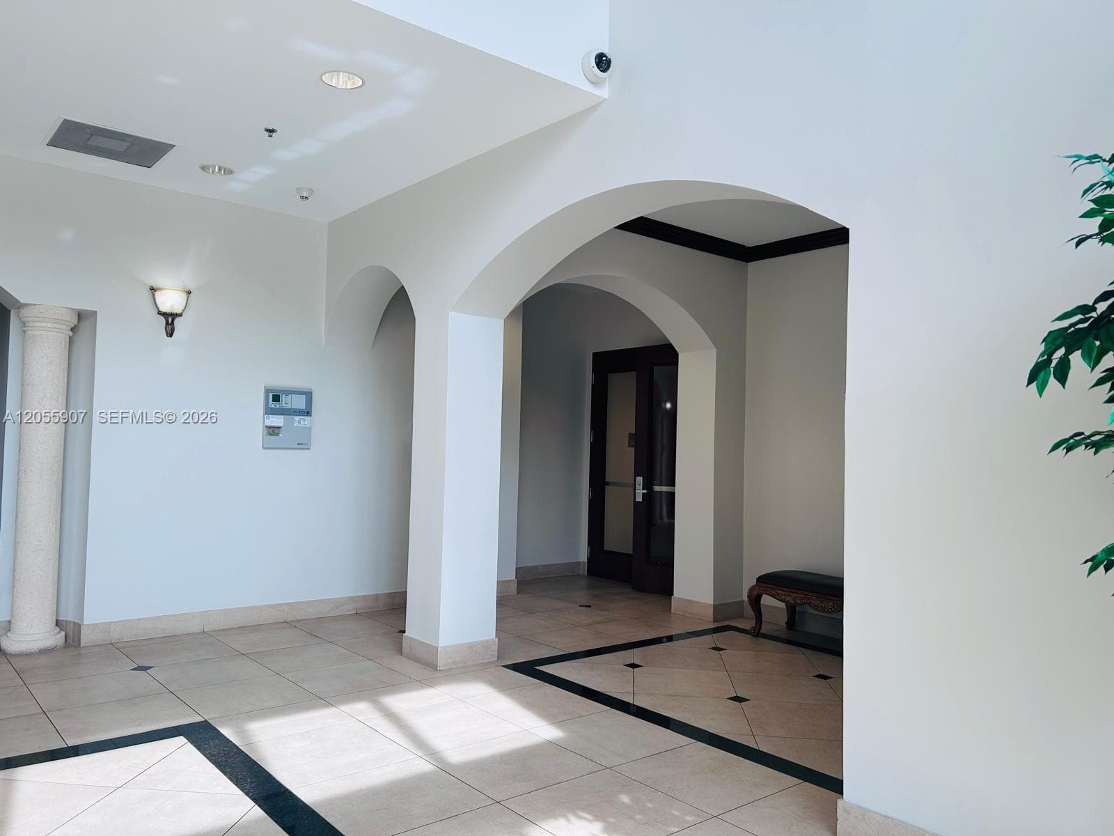 2893 Executive Park Dr # 106, Weston FL 33331