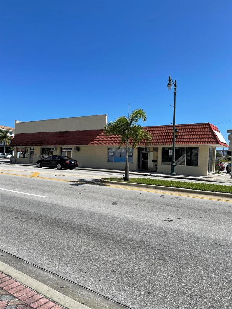 110 S US HIGHWAY 1, Fort Pierce FL 34950