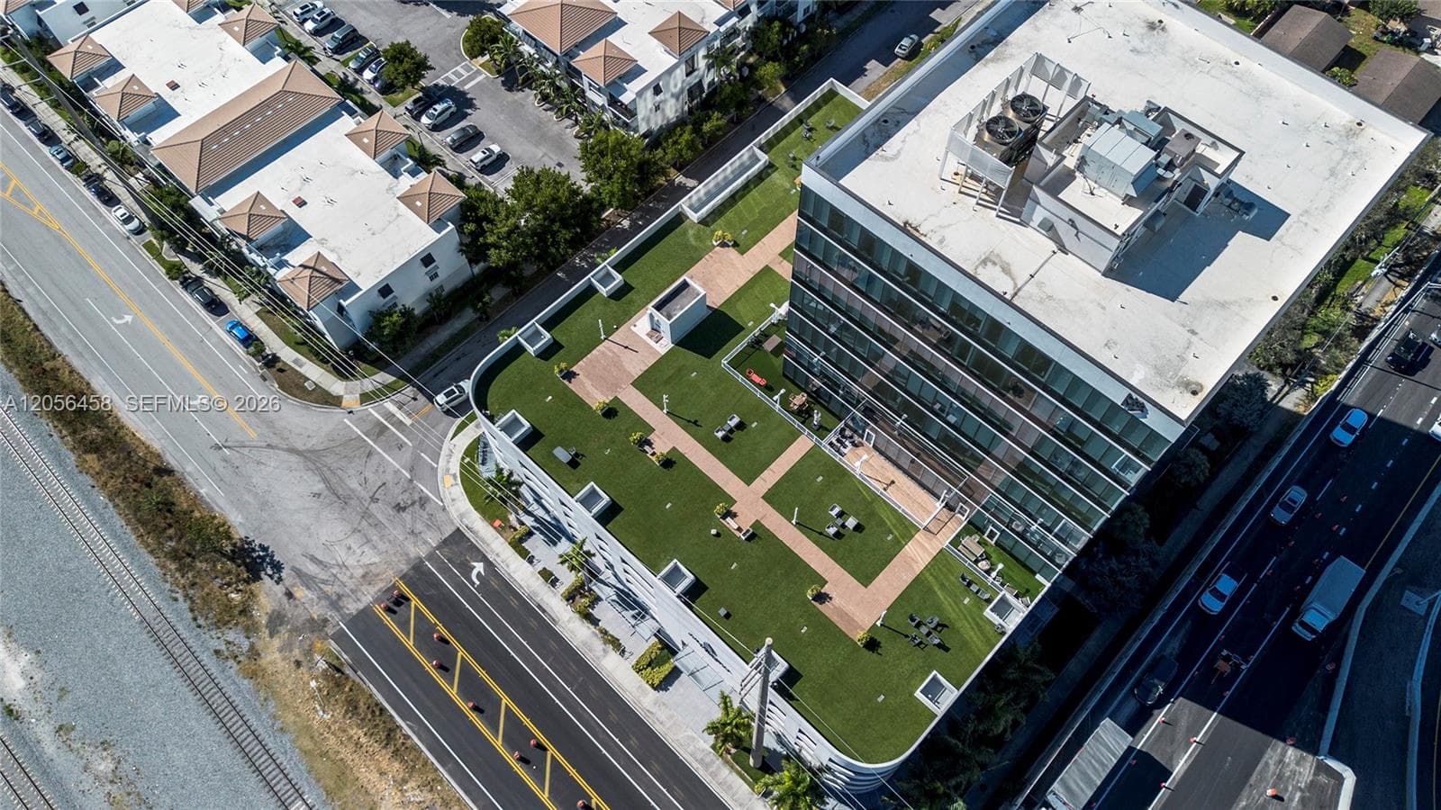 20200 W Dixie Hwy # 903, Miami FL 33180