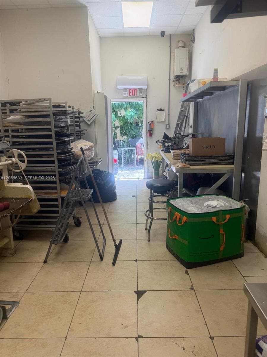 6727 W 4 Ave, Hialeah FL 33012