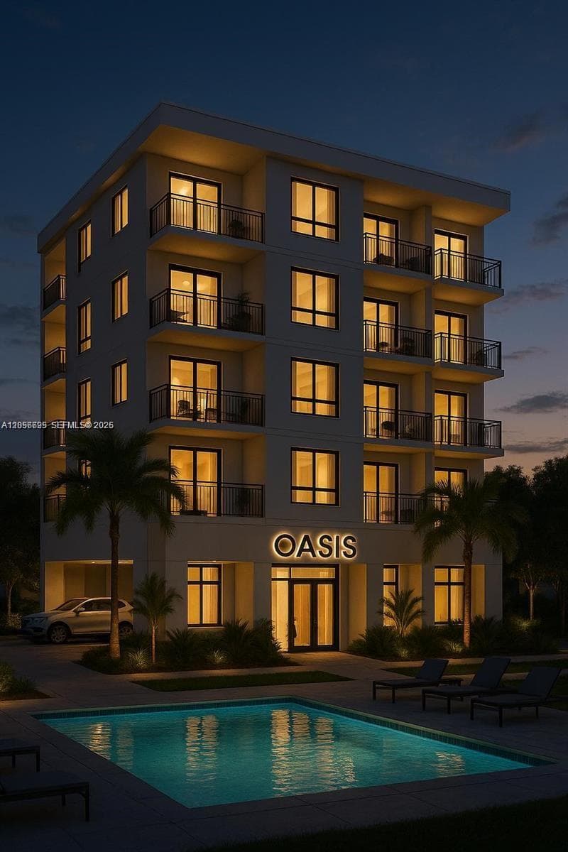 2015 Washington St, Hollywood FL 33020