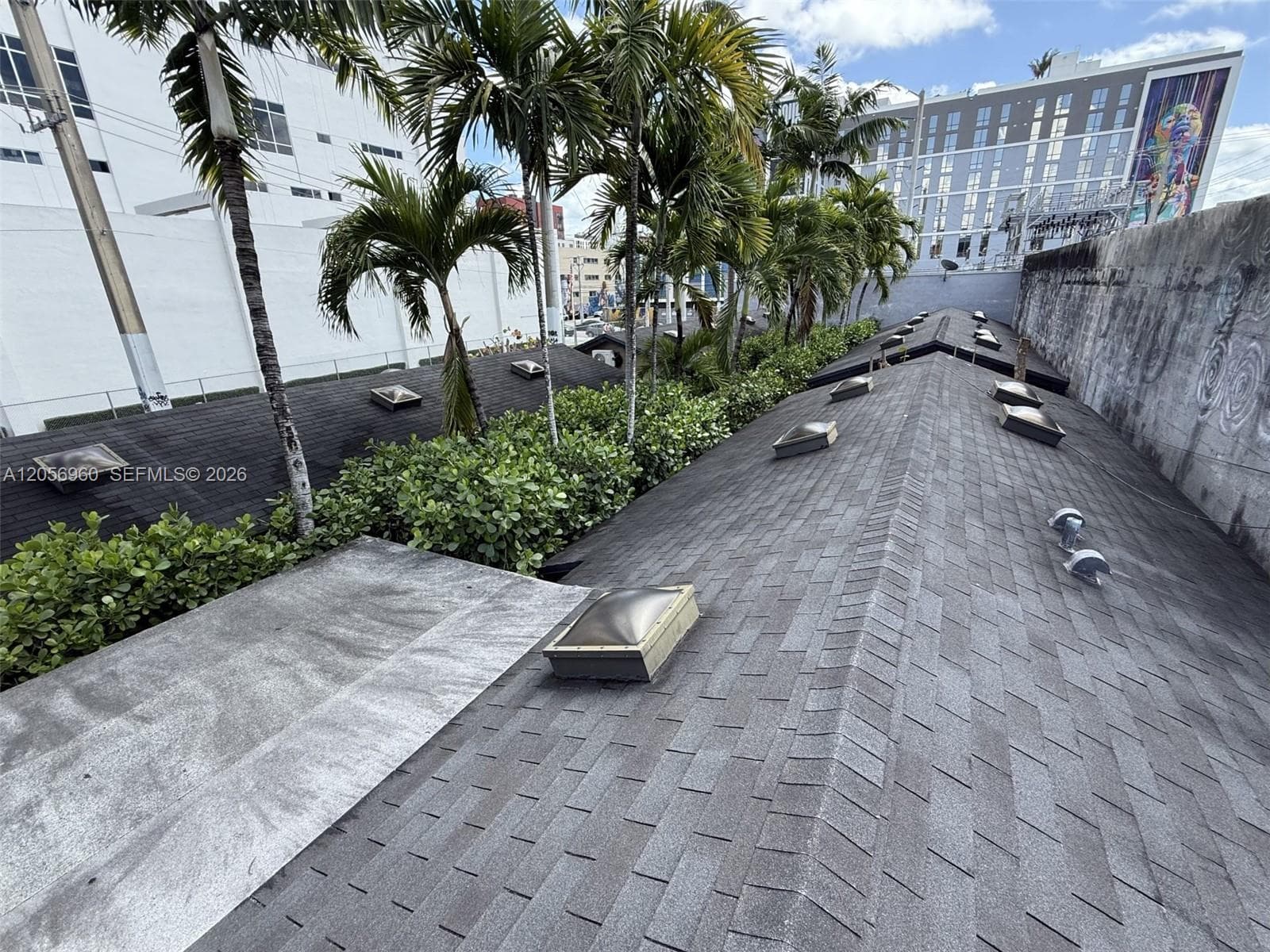 118 NW 24th St, Miami FL 33127
