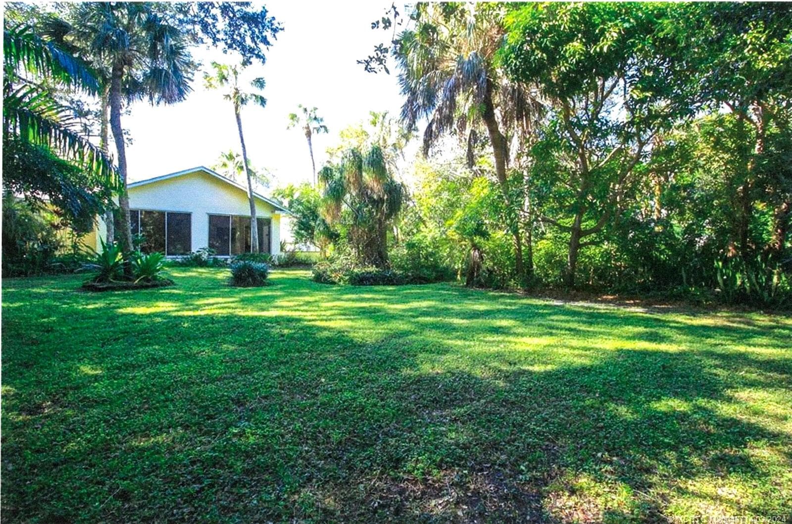 22 N Via Lucindia, Sewalls Point FL 34996