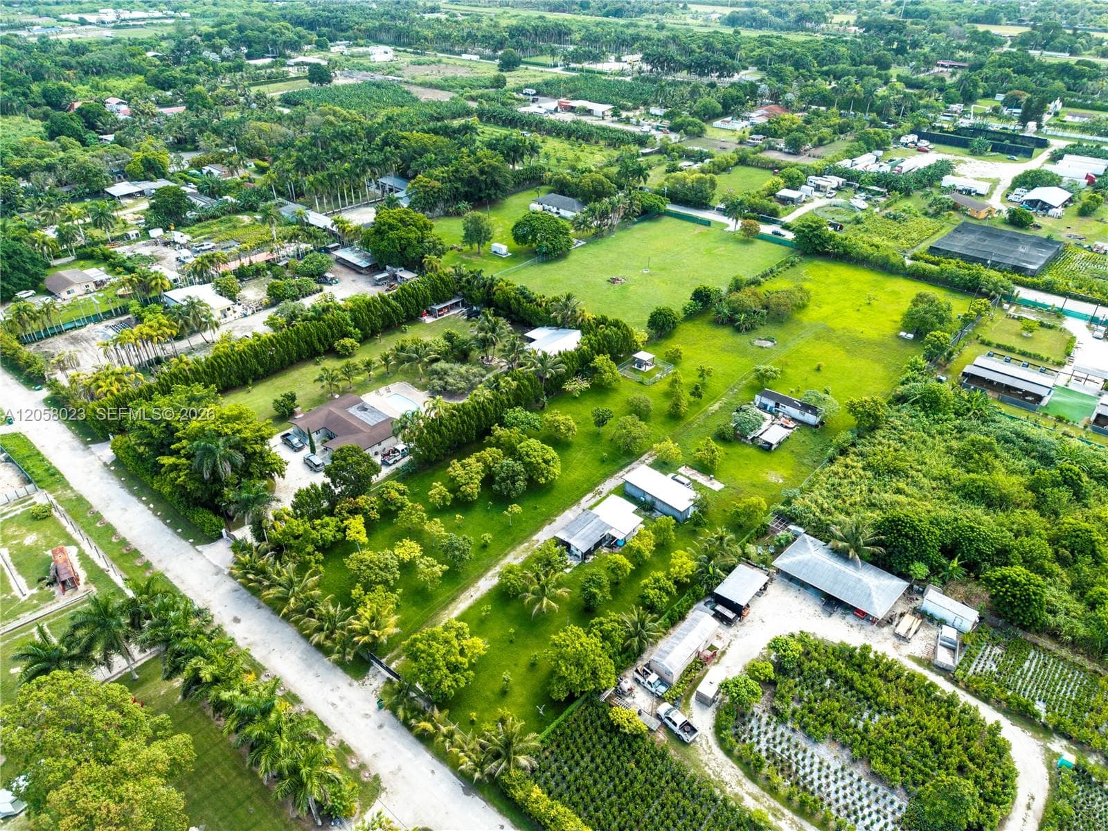 166550 SW 209 St, Miami FL 33187