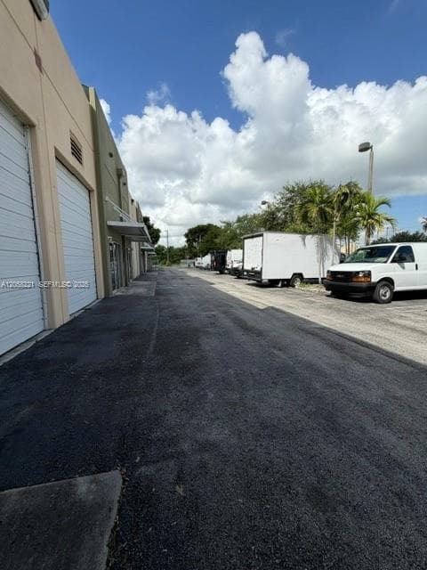 10601 NW 122nd St # 20, Medley FL 33178