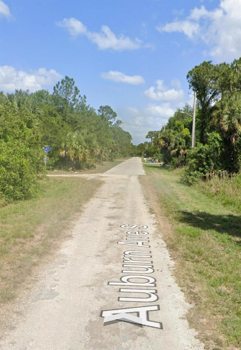 138 Auburn Avenue S, Lehigh Acres FL 33974