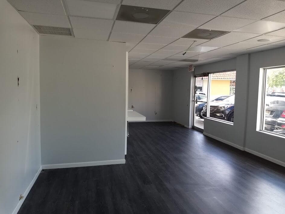 Interior 4 South