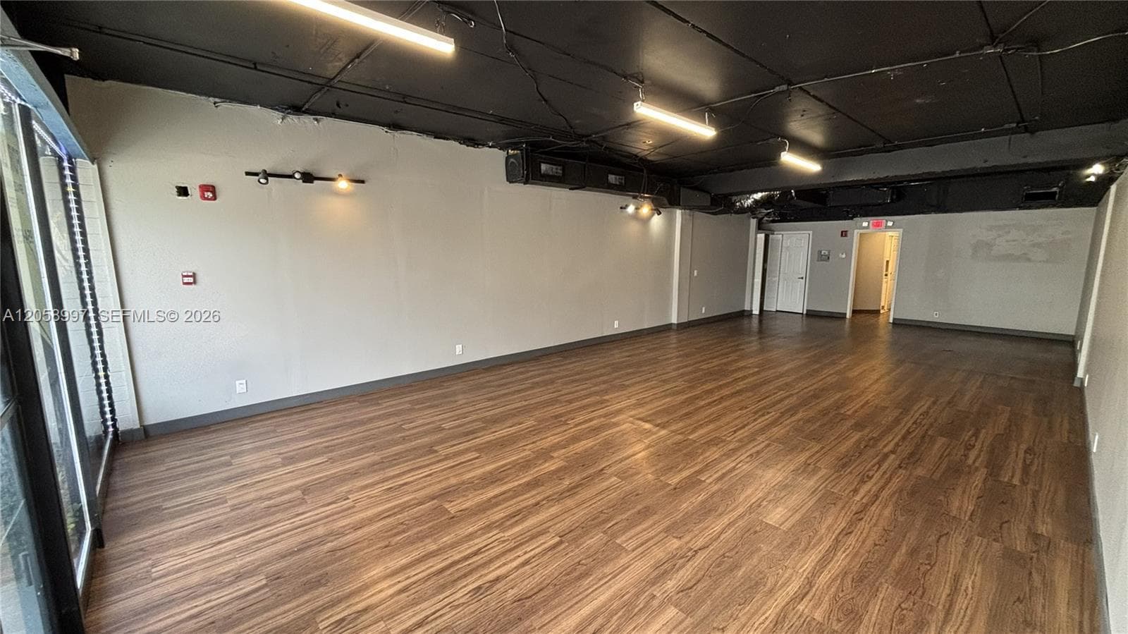 2729 E Oakland Park Blvd, Fort Lauderdale FL 33306