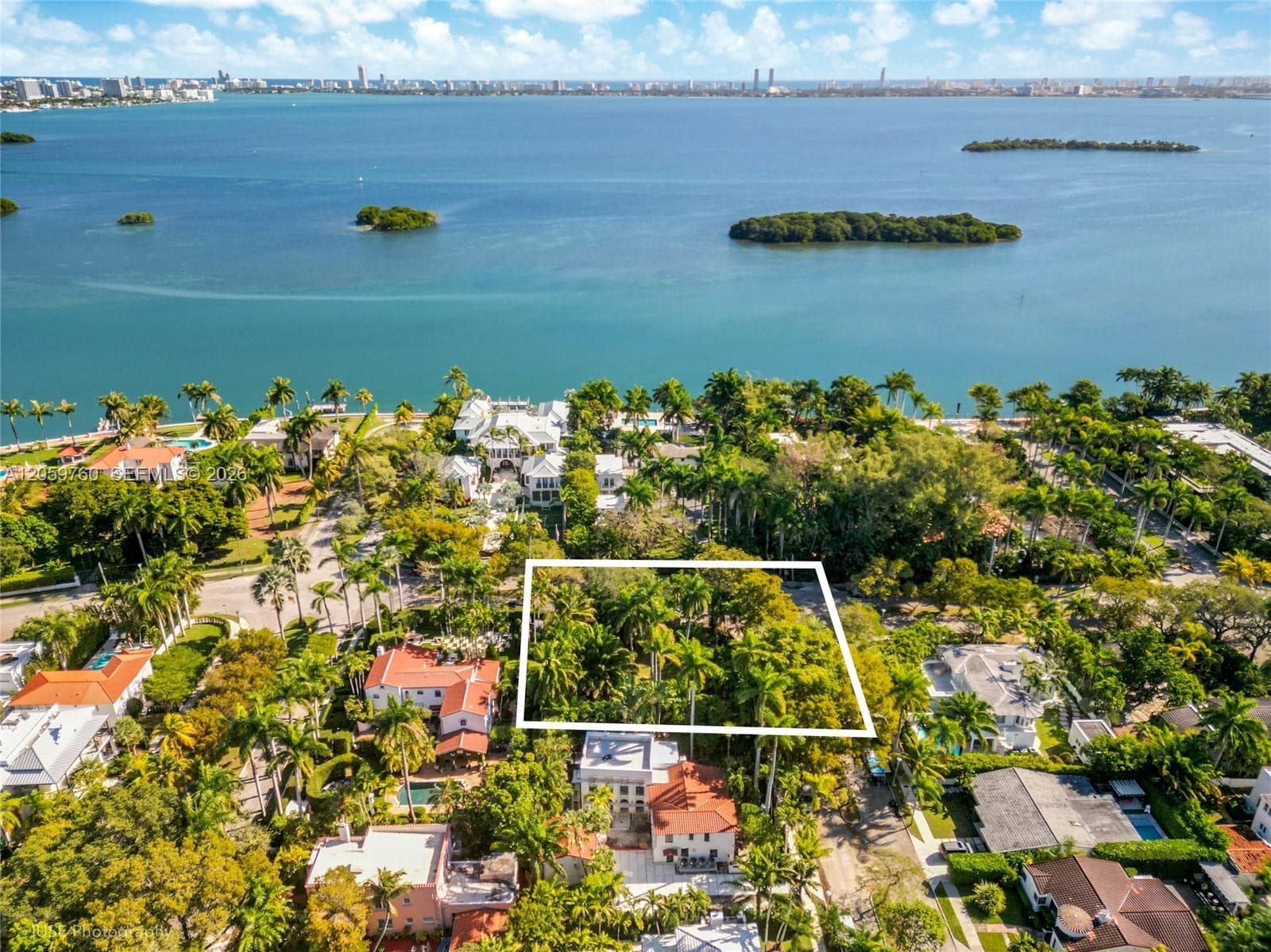 5810 N Bayshore Dr, Miami FL 33137