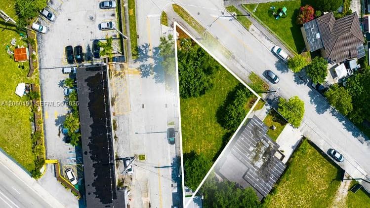 699 E Okeechobee Rd, Hialeah FL 33010