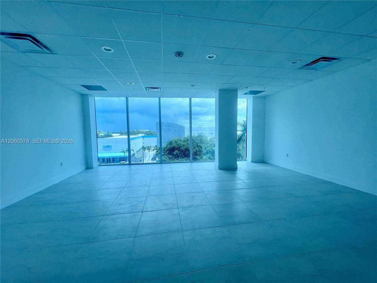 10450 NW 33rd St # 302, Doral FL 33172