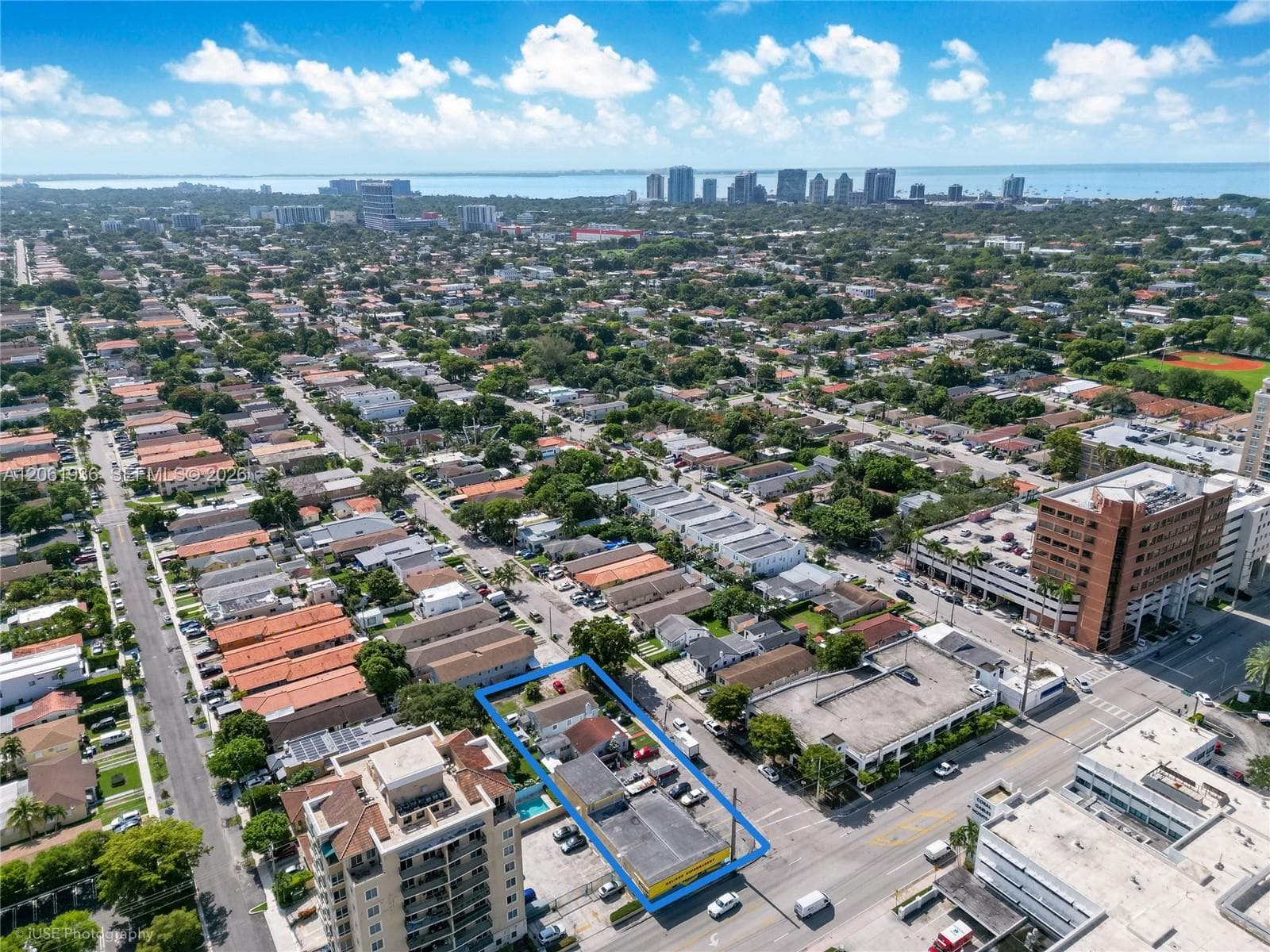 2537 SW 37th Ave, Miami FL 33133