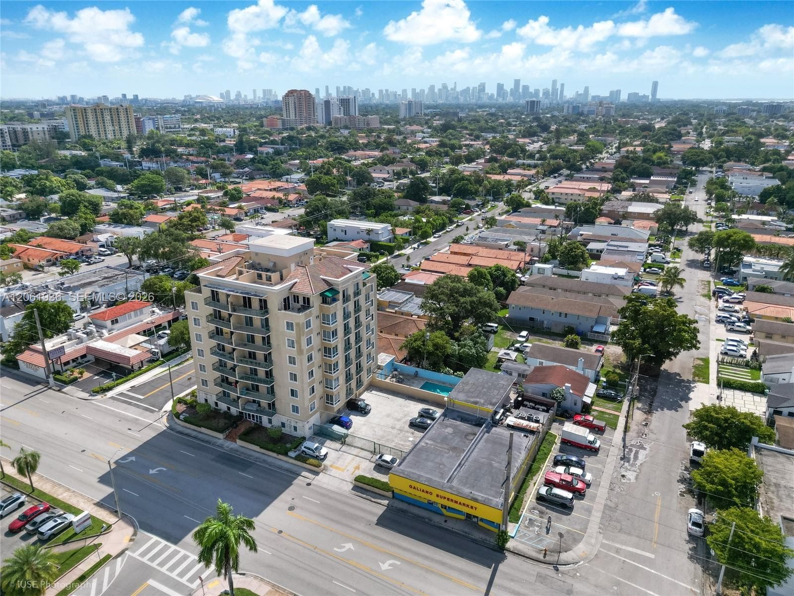 2537 SW 37th Ave, Miami FL 33133