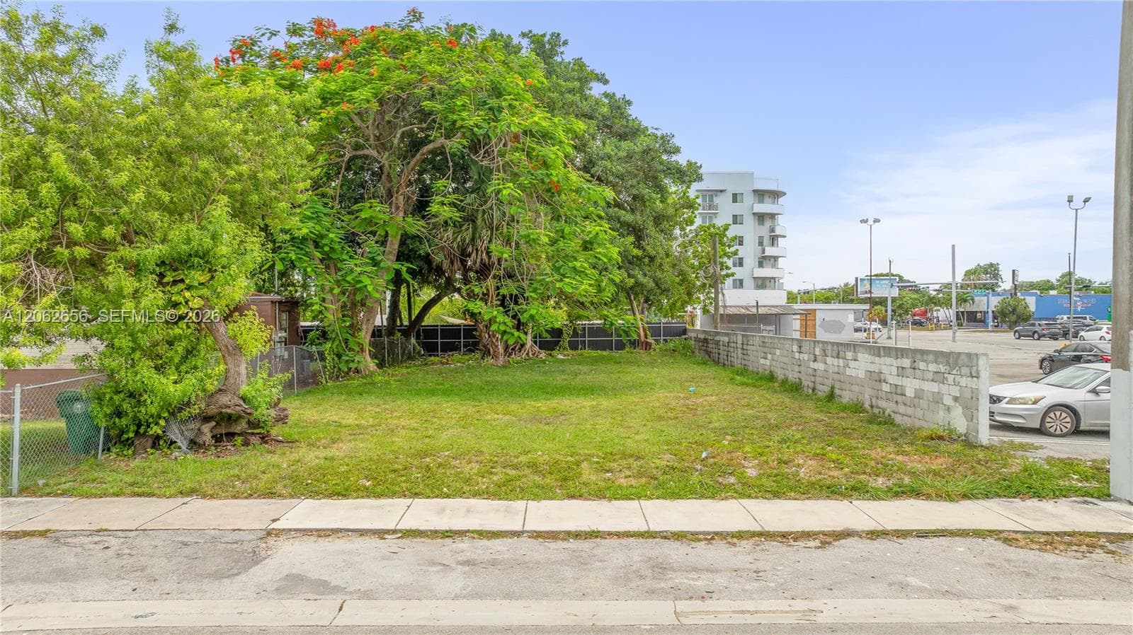 1618 NW 55th St, Miami FL 33142