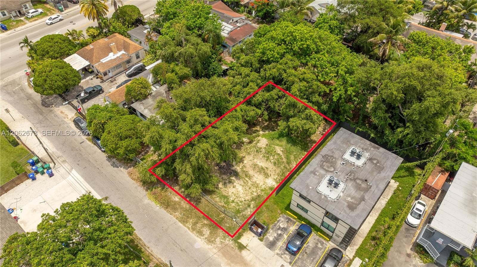 28 NW 76th St, Miami FL 33150