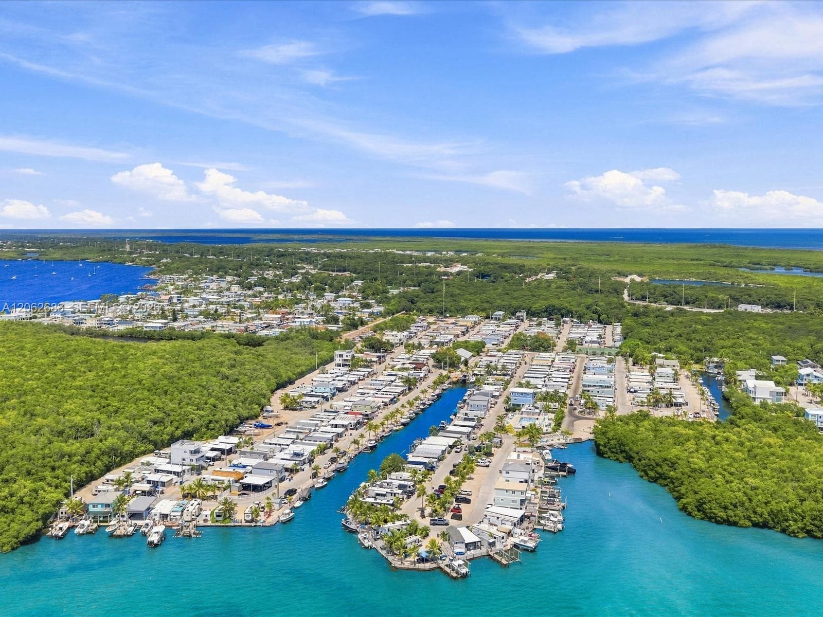 18 Kay Dr, Key Largo FL 33037