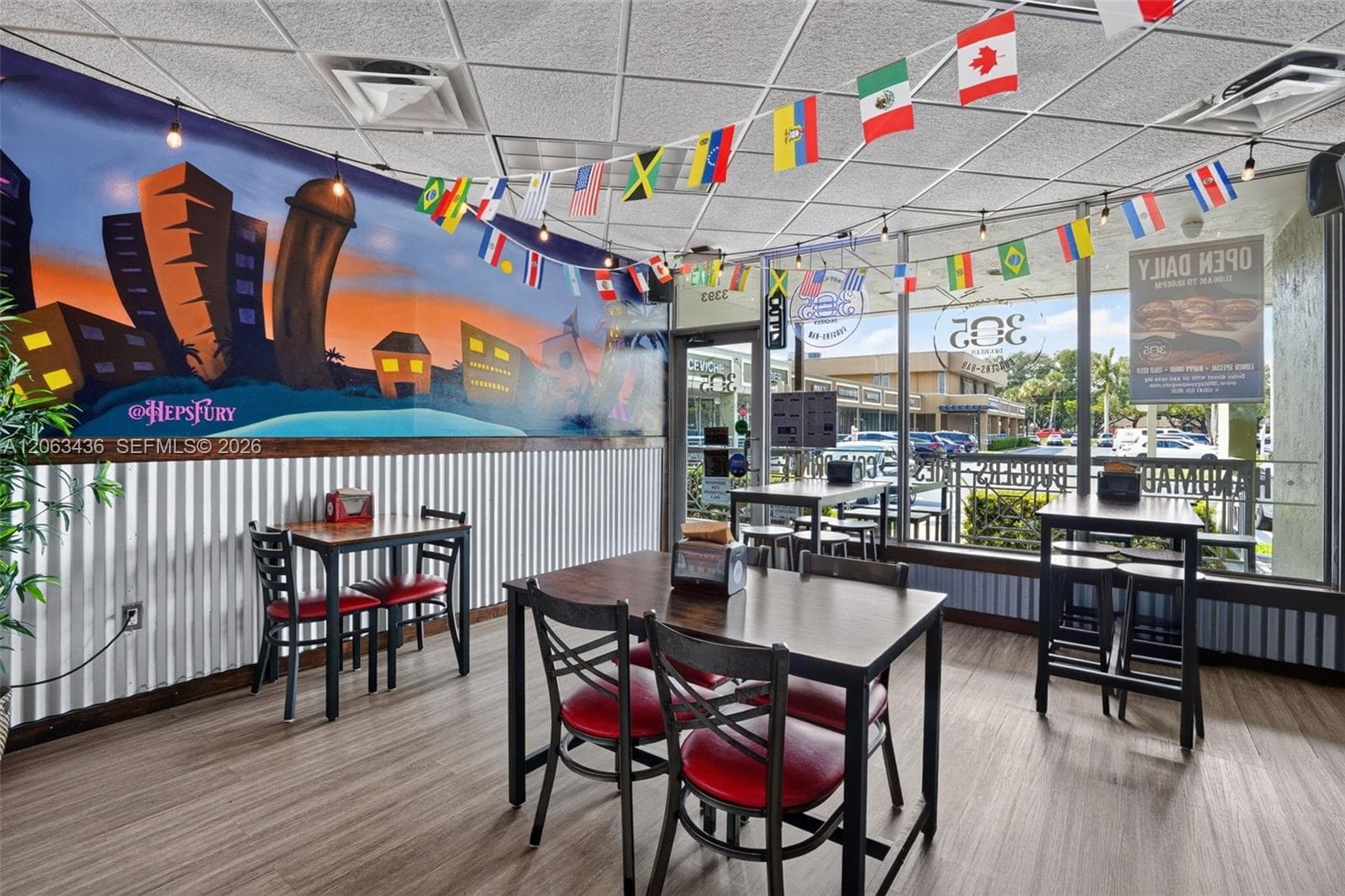Turnkey Hollywood Restaurant w/ Hood, Gas & 2COP!, Hollywood FL 33021