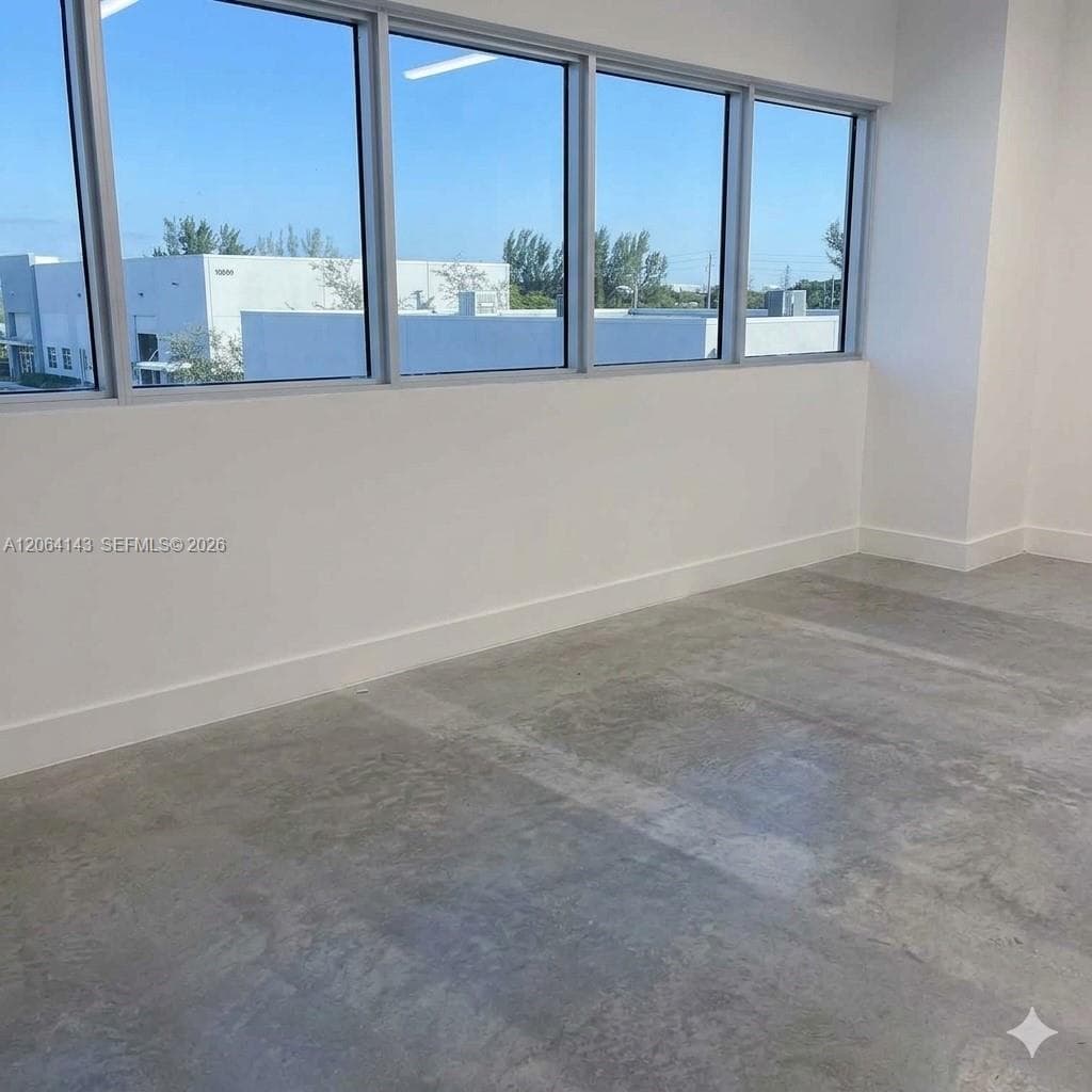 10887 NW 17th St # 212, Sweetwater FL 33172
