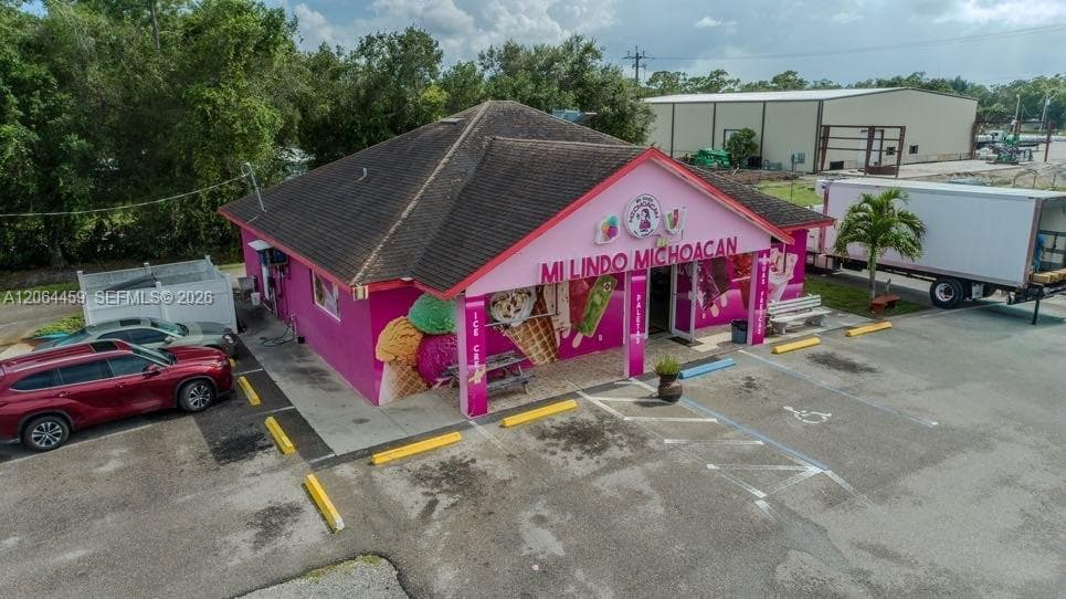 155 W Cowboy Way, LaBelle FL 33935