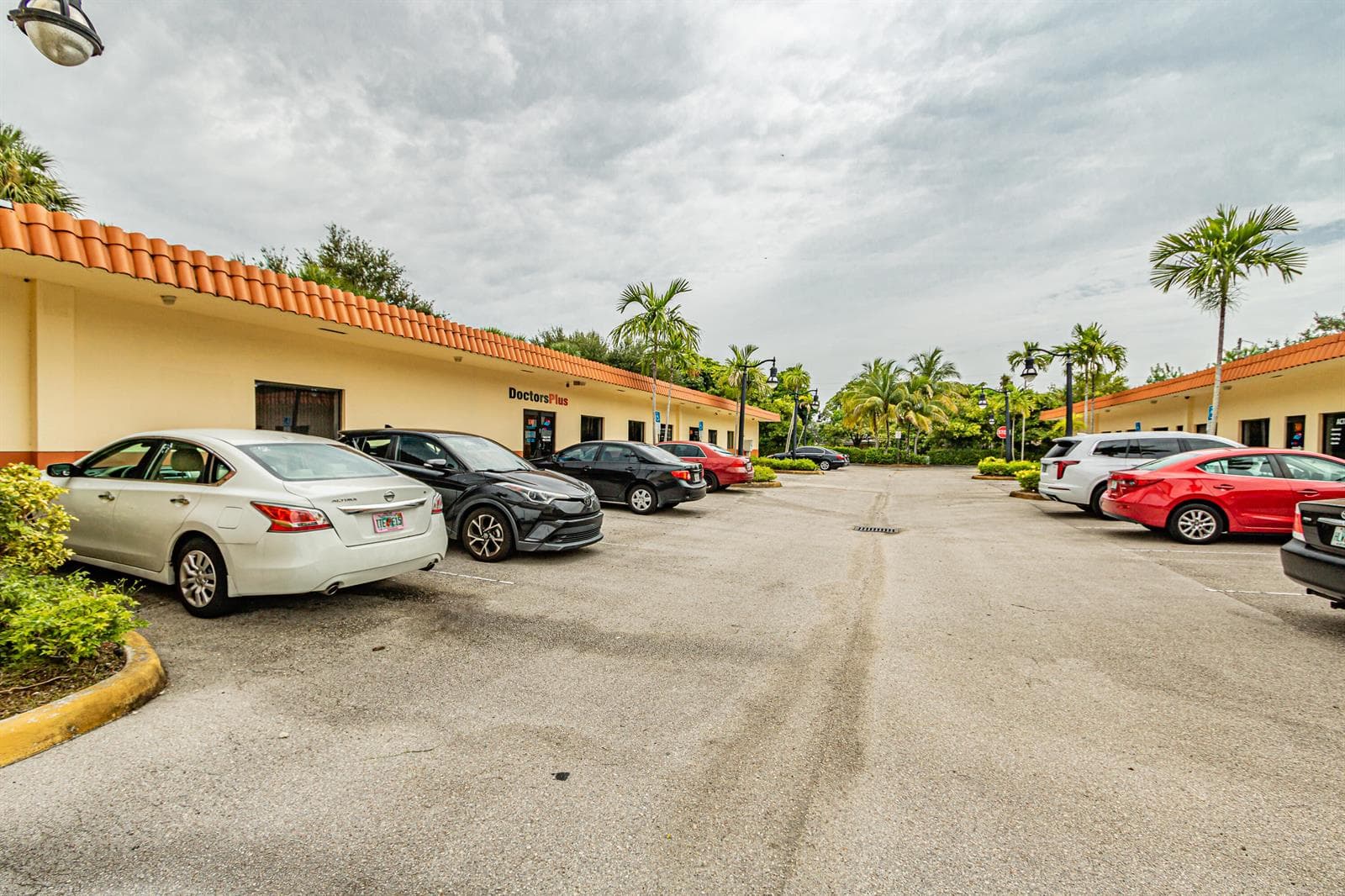 MLS_S.STATE RD 7_pLANTATION-45