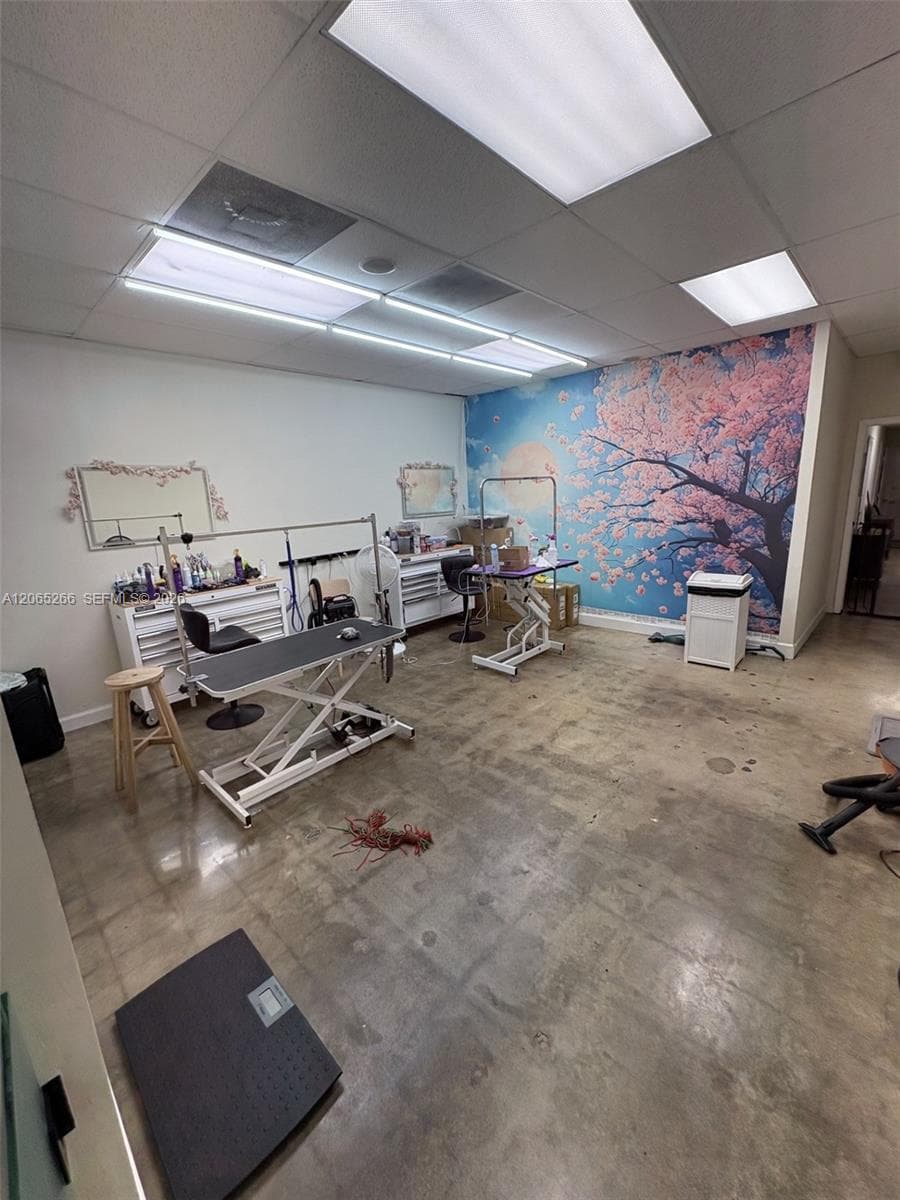 SW 8th St, Miami FL 33144