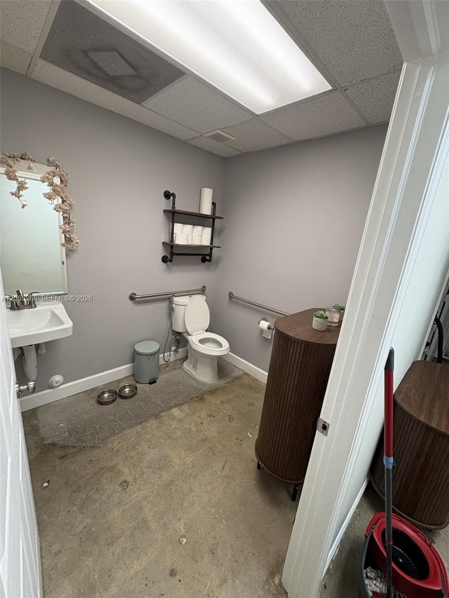 SW 8th St, Miami FL 33144