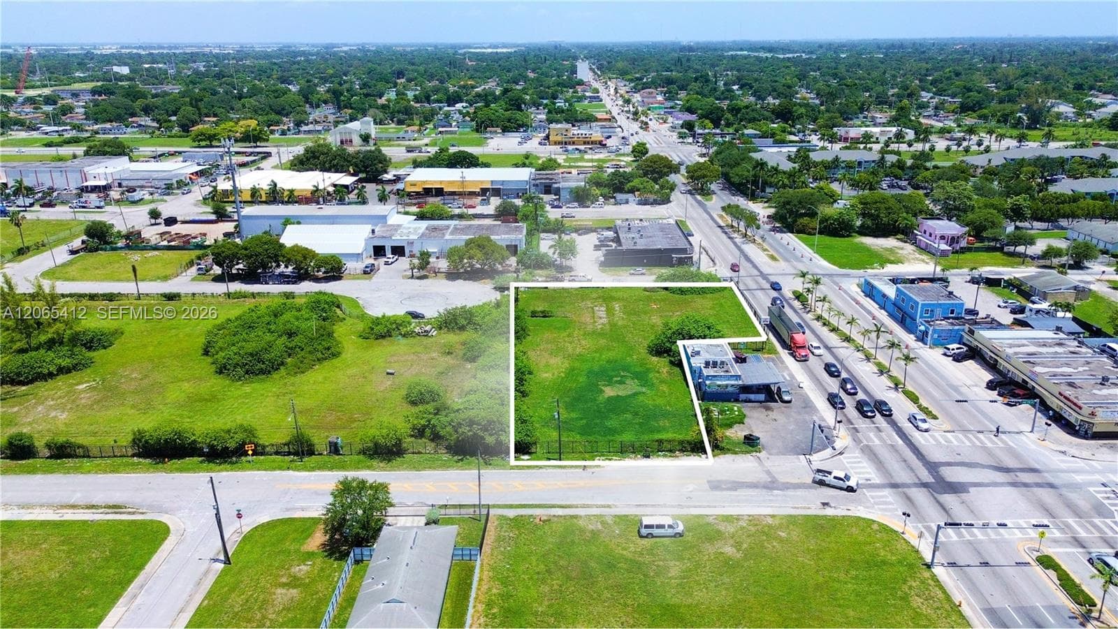 2230 NW 76th St, Miami FL 33147