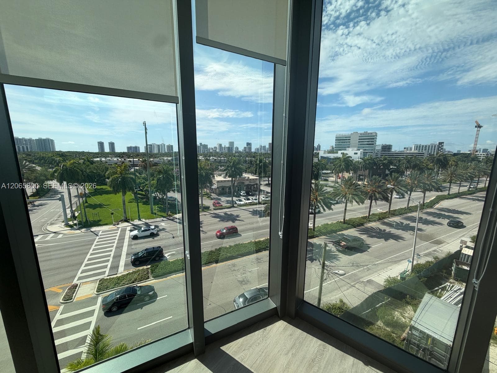 Aventura, FL, 33180