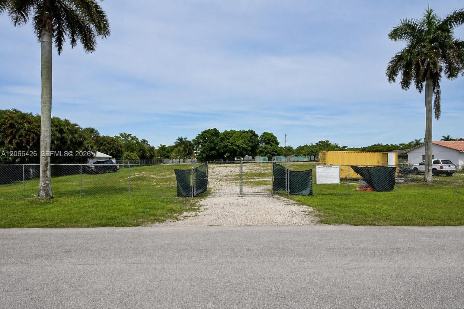 3550 NW 94th Ave, Cooper City FL 33024