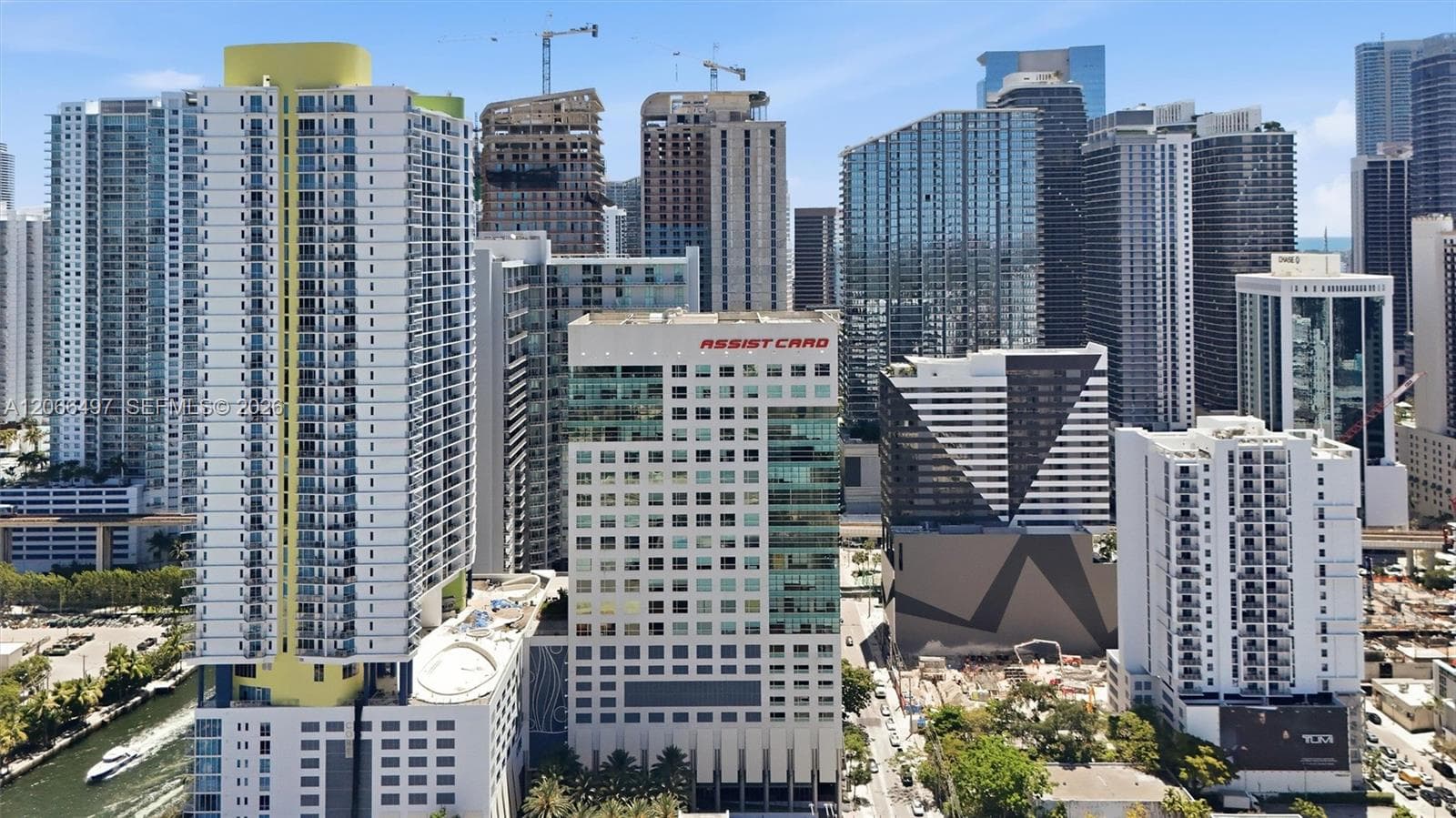 175 SW 7th St # 1614, Miami FL 33130