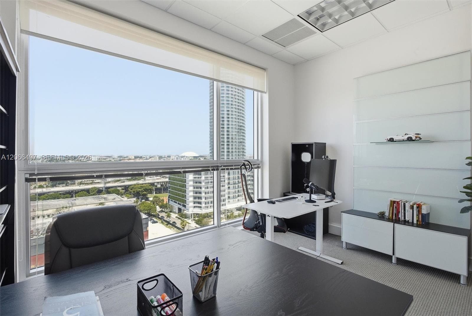 175 SW 7th St # 1614, Miami FL 33130