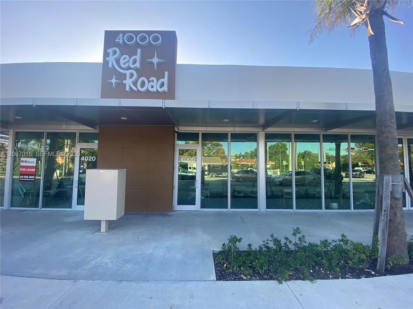 4000 SW 57th Ave, South Miami FL 33155