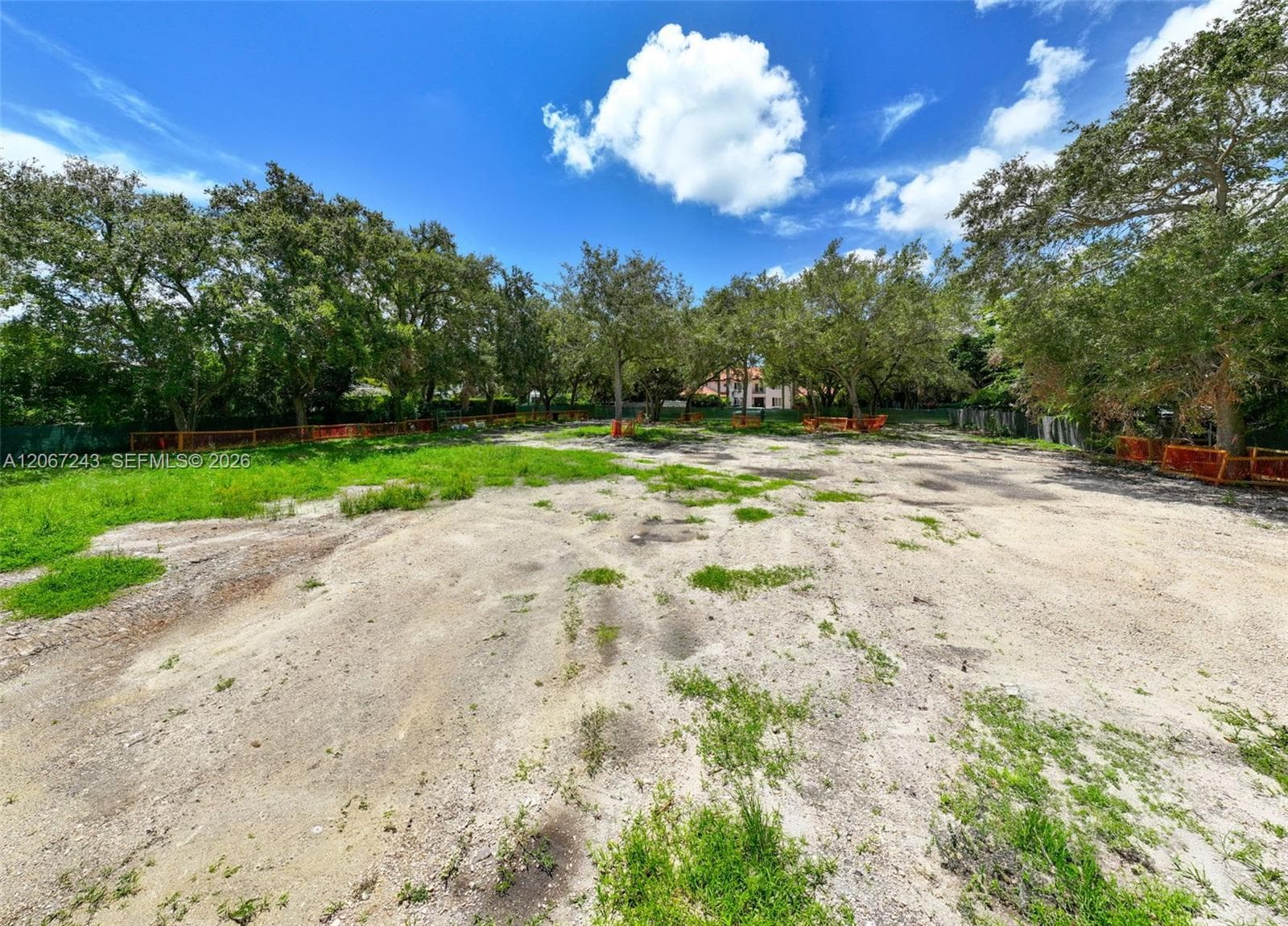6285 SW 98th St, Pinecrest FL 33156