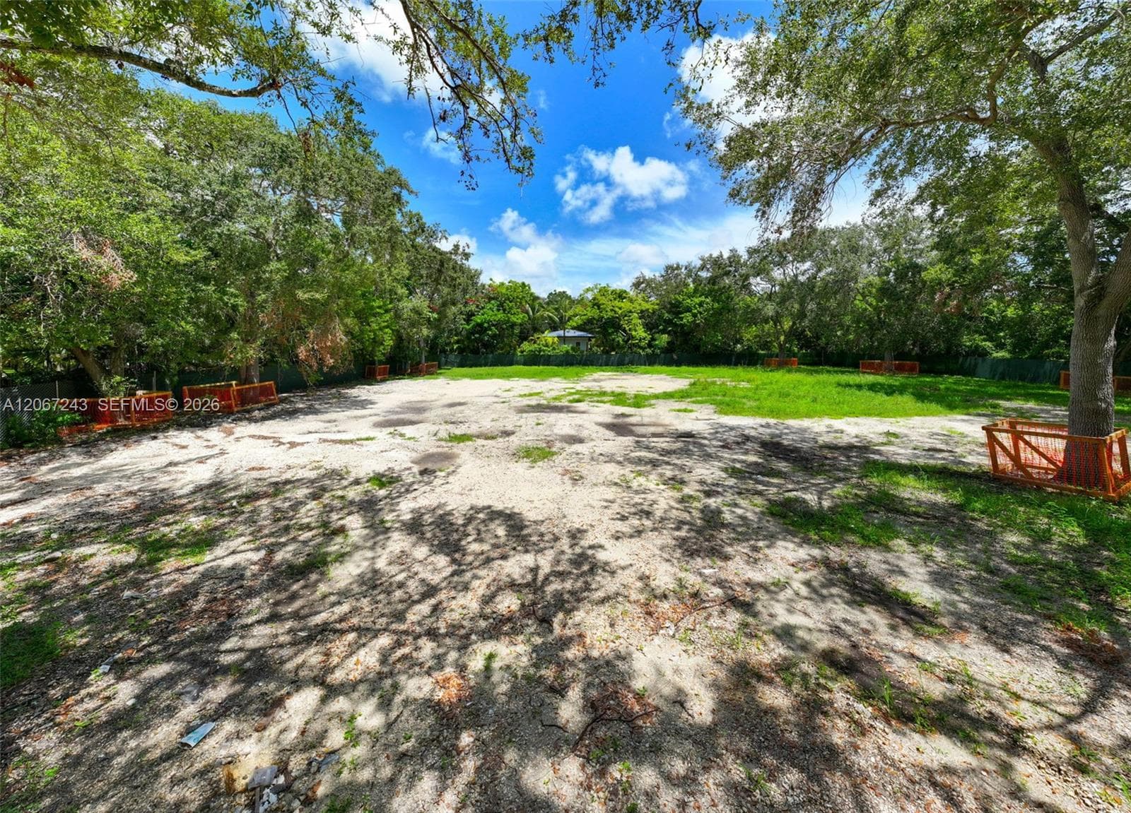 6285 SW 98th St, Pinecrest FL 33156