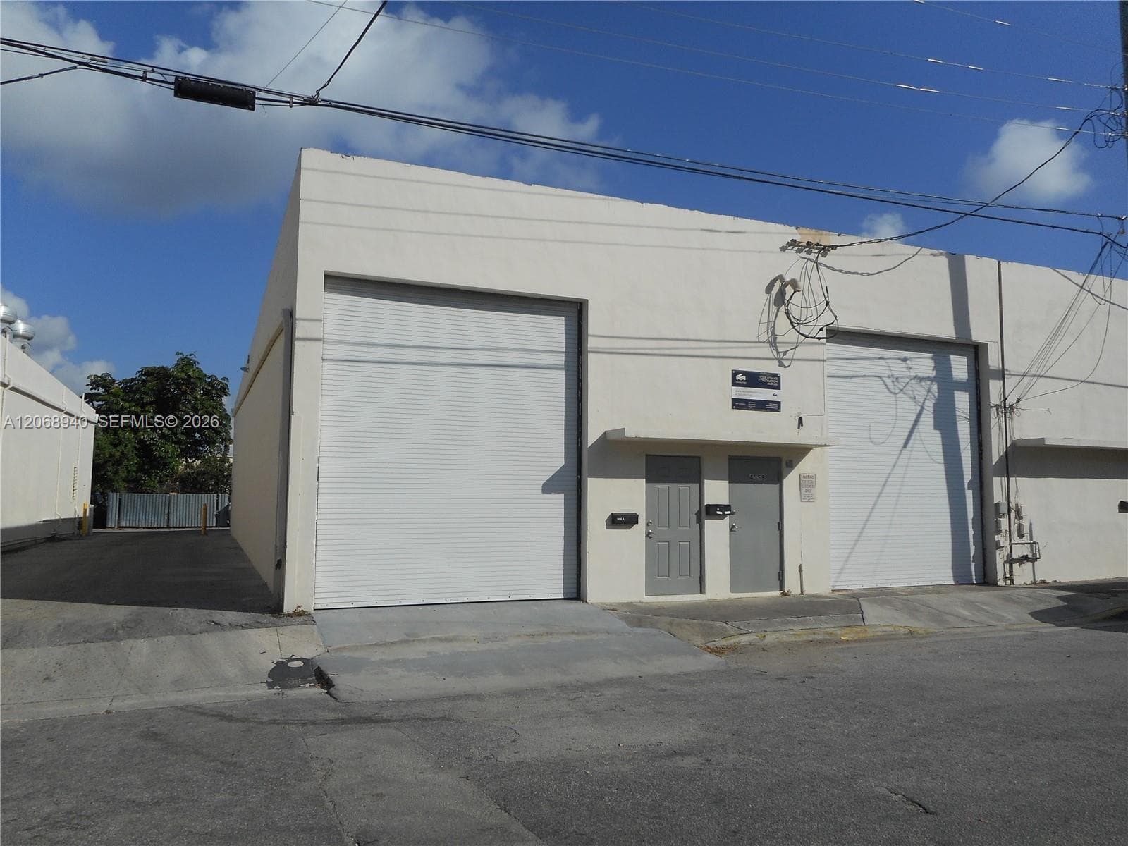 1455 NE 129th St, North Miami FL 33161