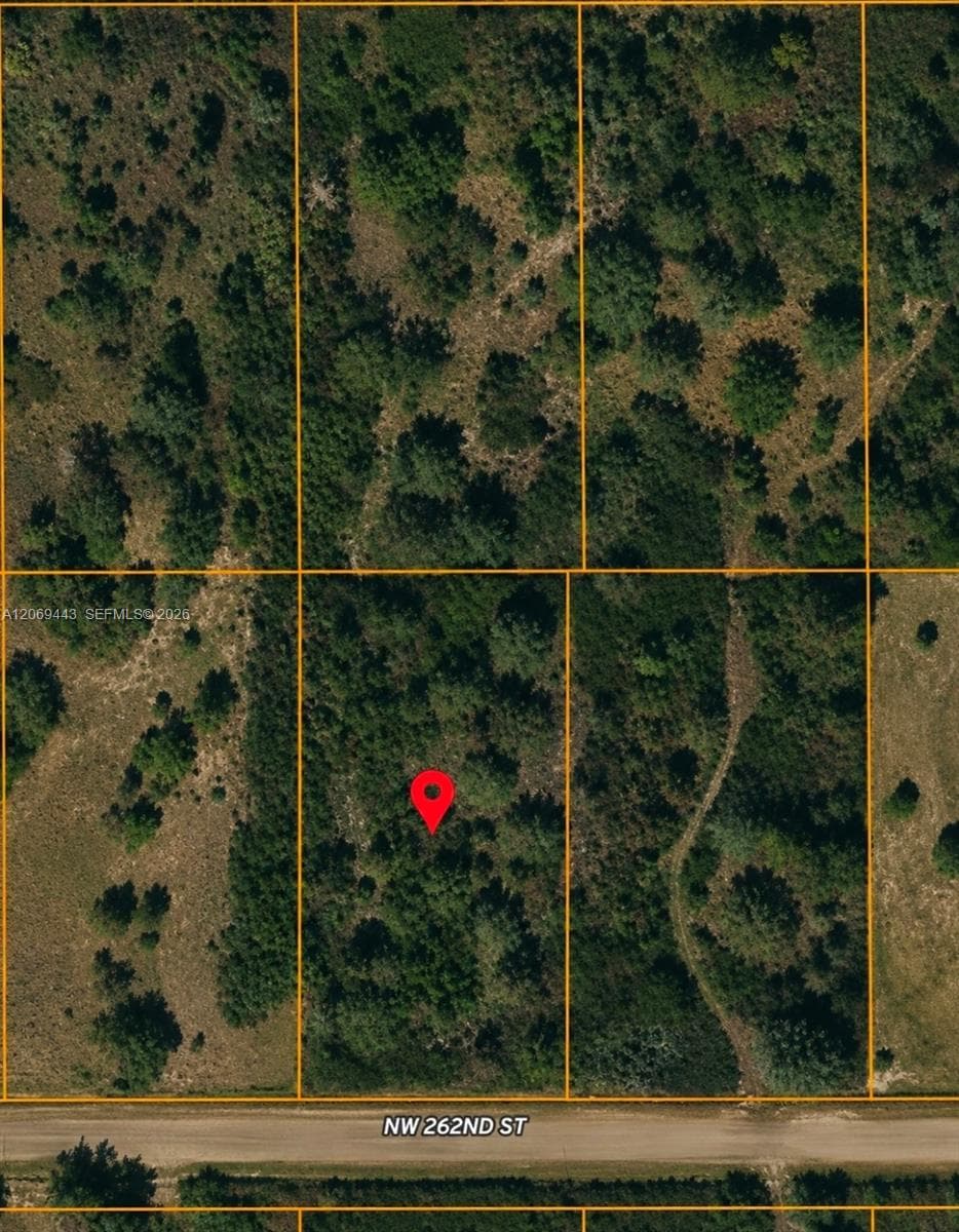 20477 NW 262nd St, Okeechobee FL 34972