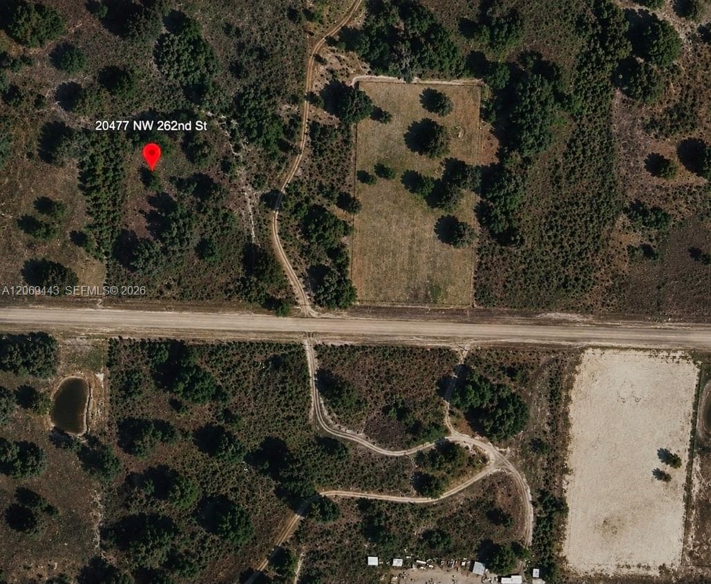 20477 NW 262nd St, Okeechobee FL 34972