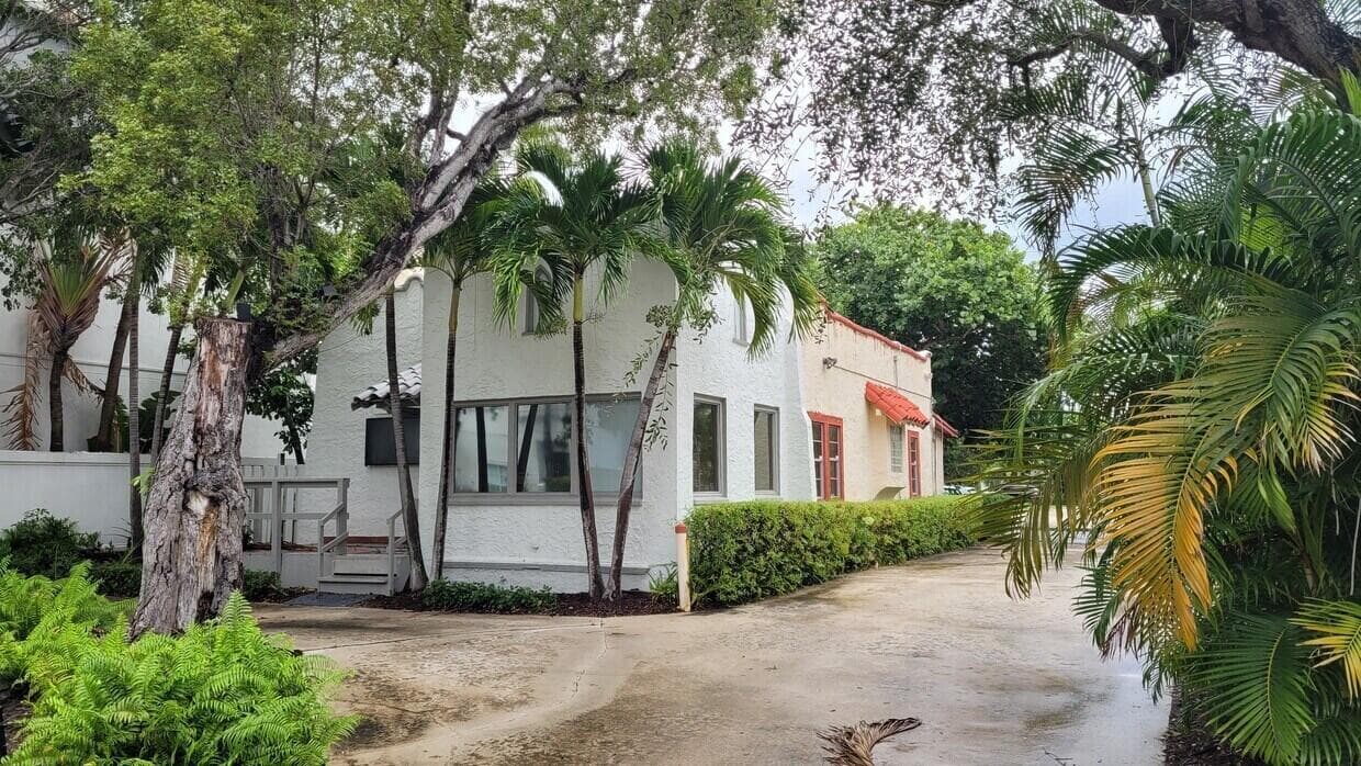 265 NE 5th Avenue, Delray Beach FL 33483