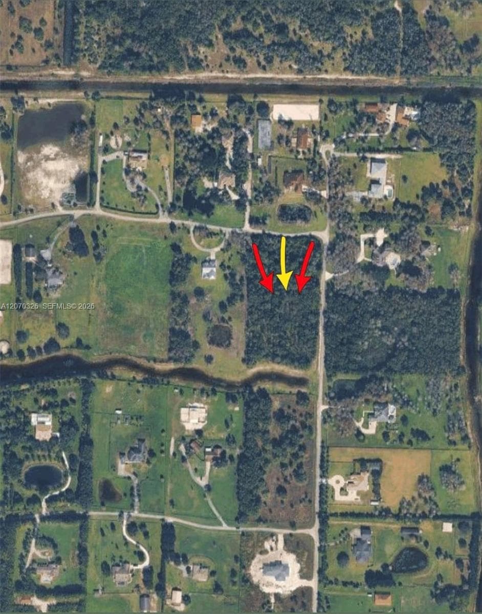 19556 Black Falcon Rd, Loxahatchee FL 33470
