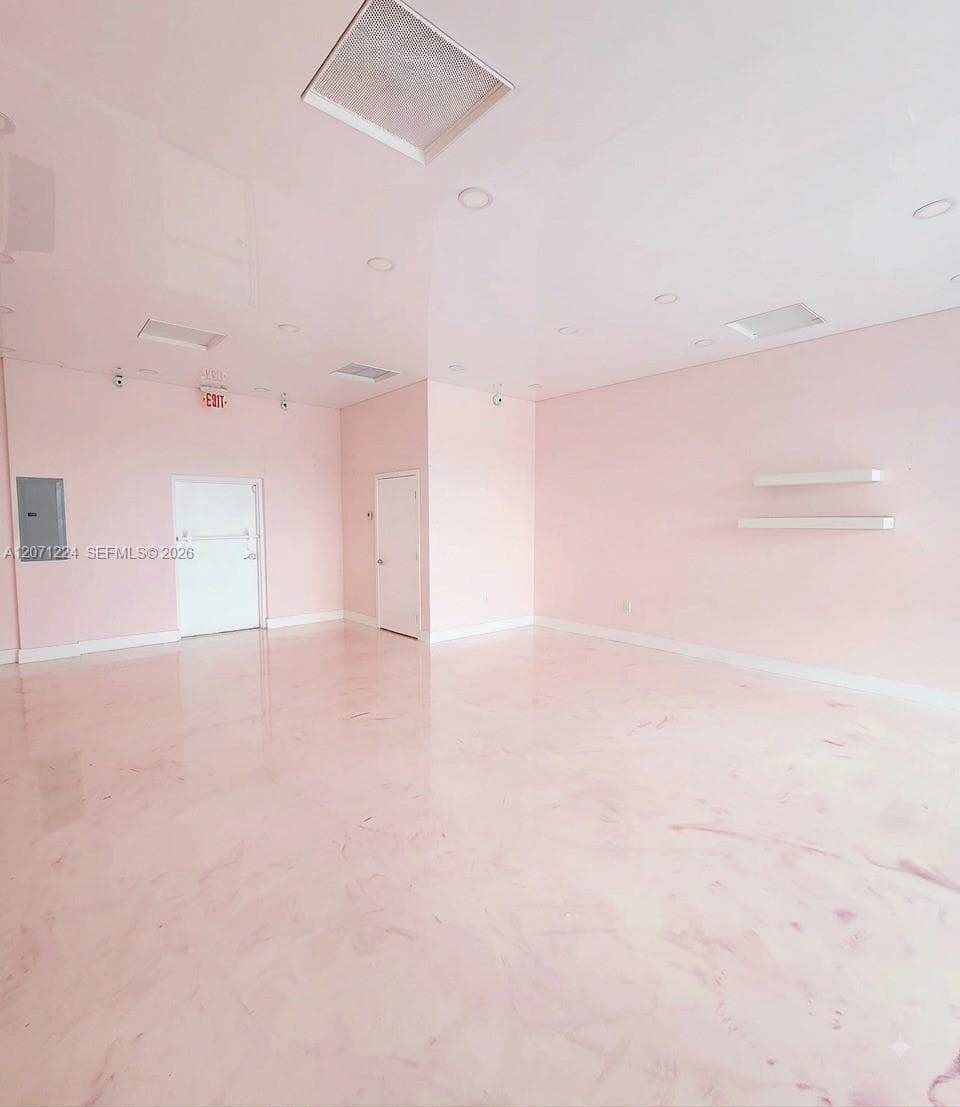 4500 W Hallandale Beach Blvd # 4, Hollywood FL 33023