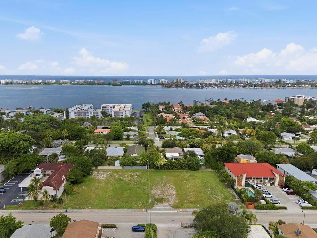 1532 S Federal Highway, FL 33460