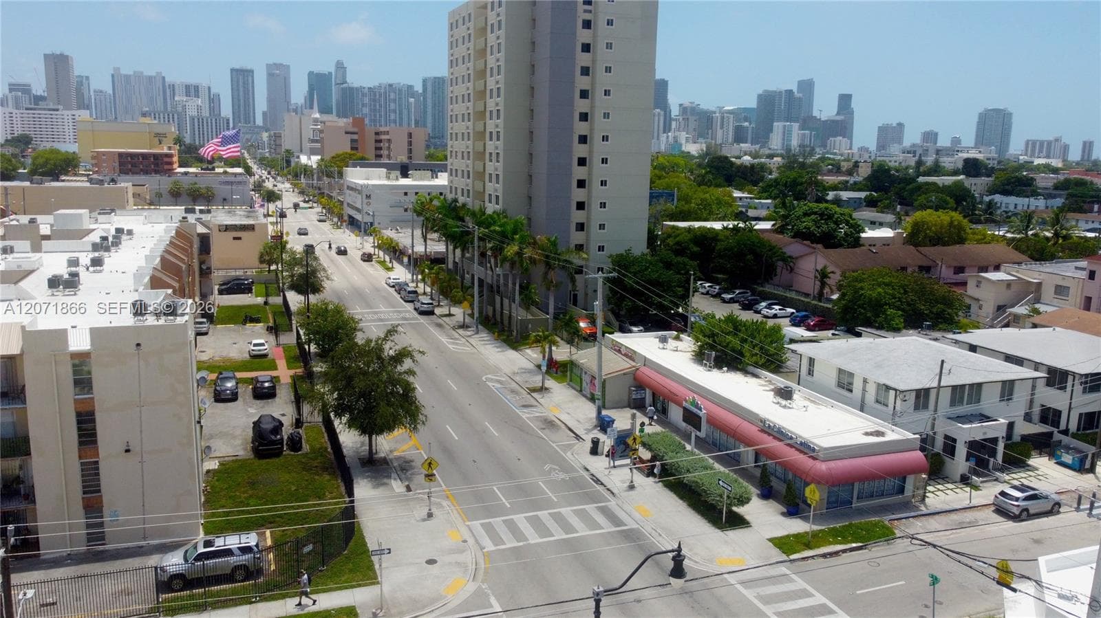 1058 SW 1st St, Miami FL 33130