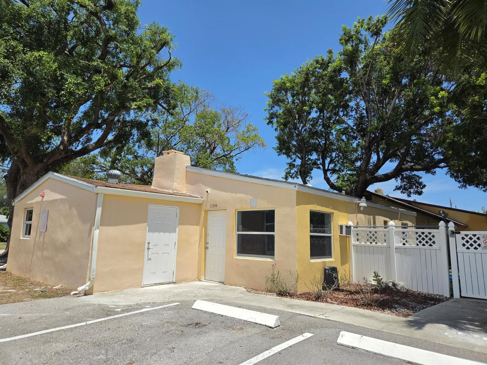 1100 NE 23RD Drive, Wilton Manors FL 33305