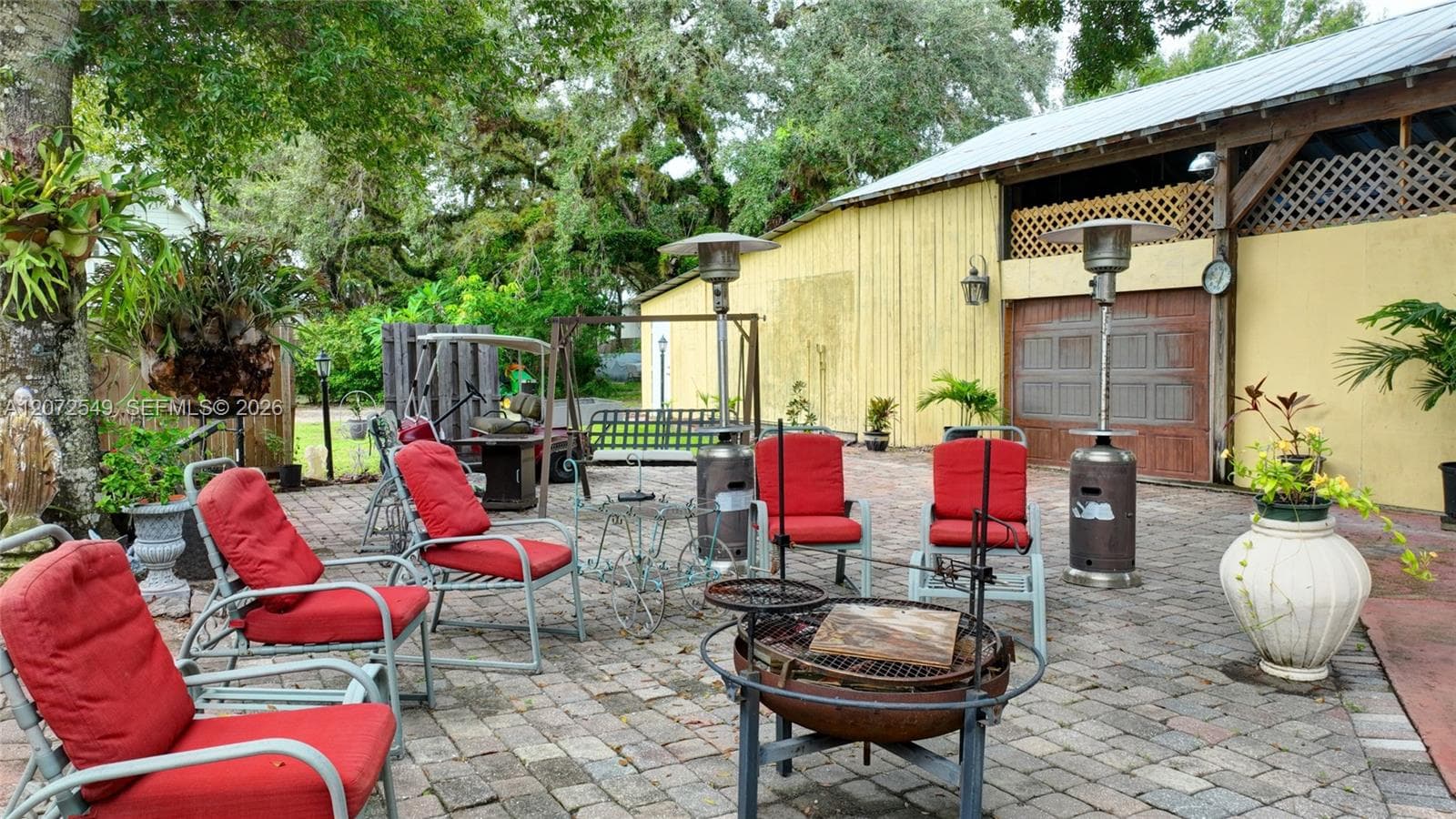 123 Riverbend Dr, La Belle FL 33935