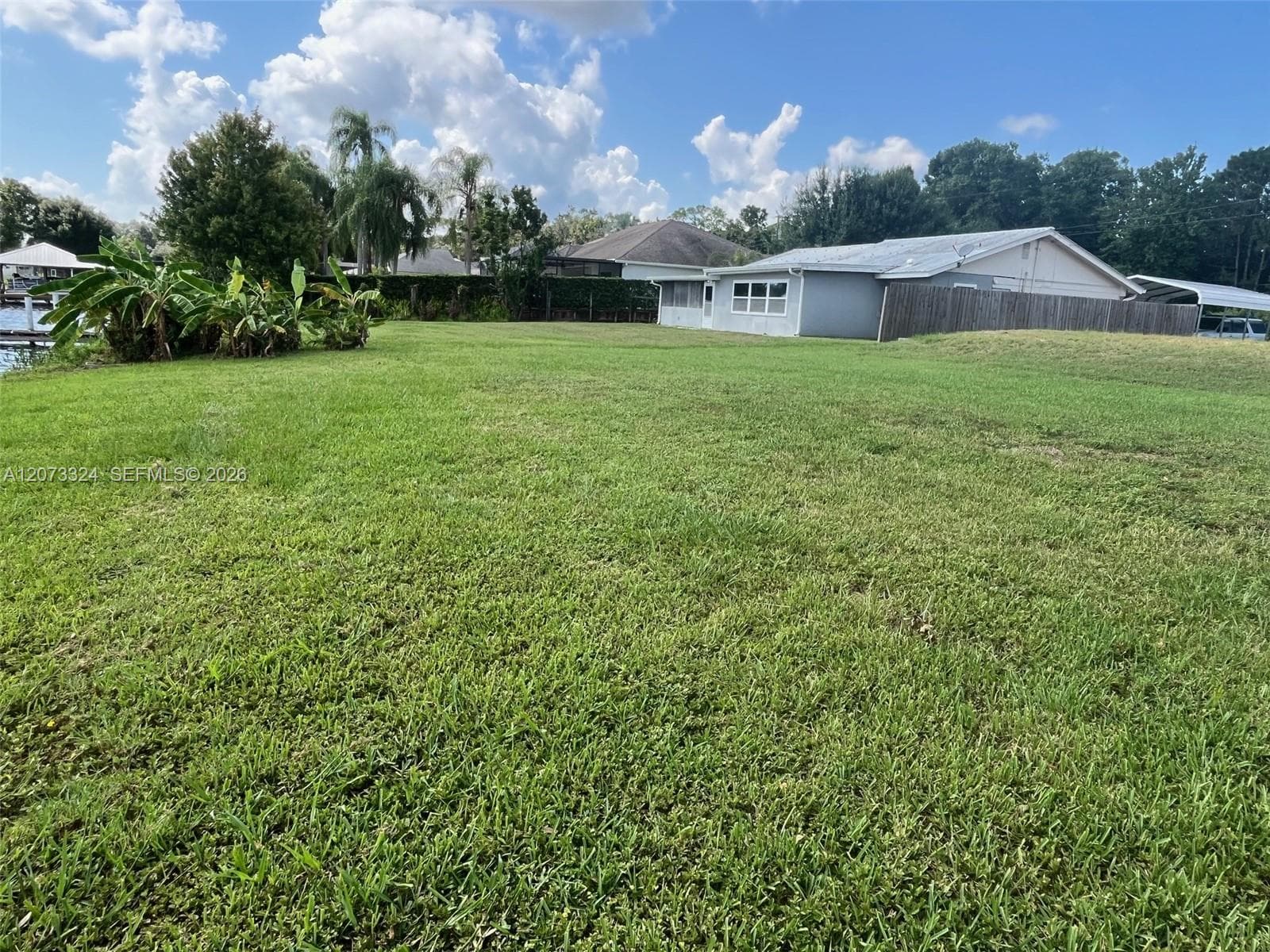 1050 Lake Carrie Dr, Lake Placid FL 33852