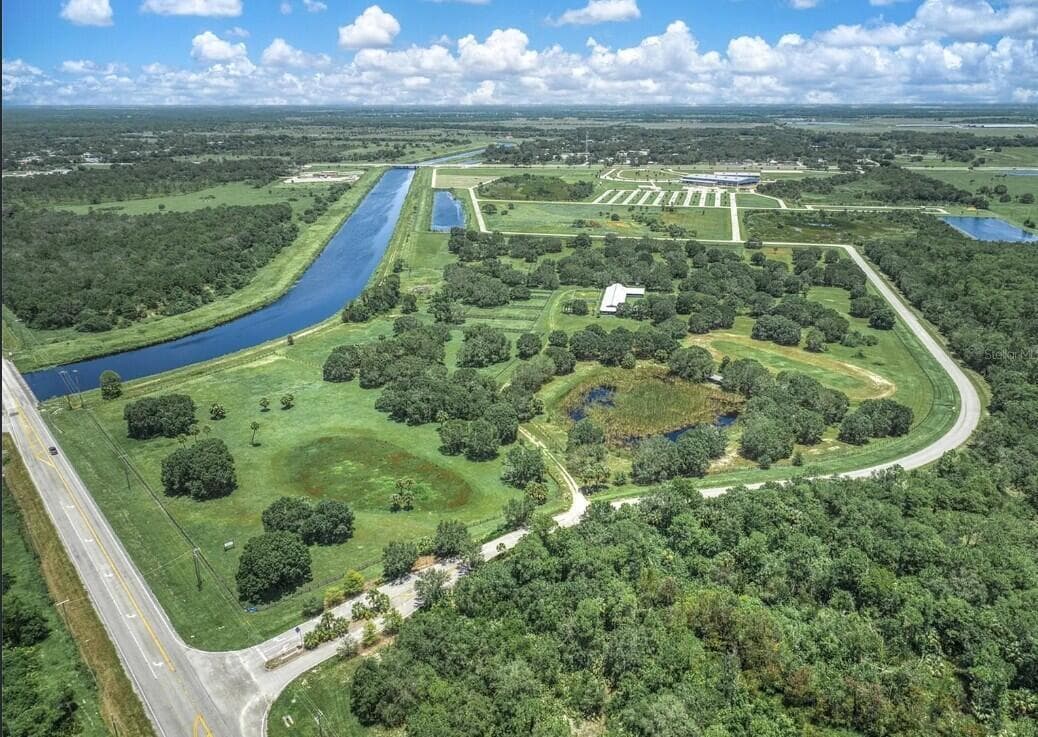 4567 Highway 710, Okeechobee FL 34974