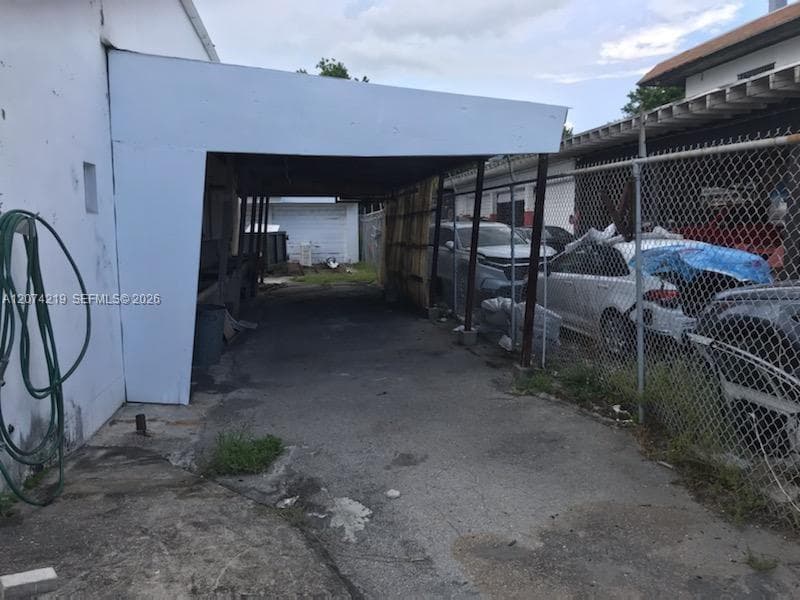 18356 W Dixie Hwy, North Miami Beach FL 33160